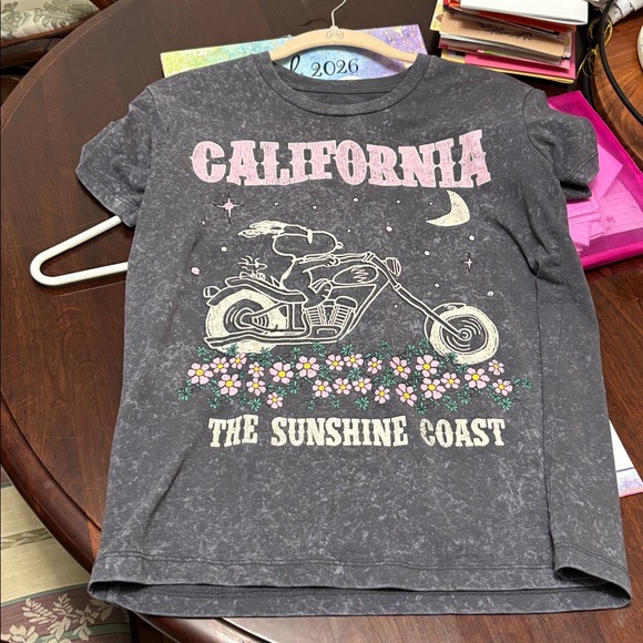 Peanuts Snoopy Graphic Gray T-Shirt California motorcycle print xs - Picture 3 of 5
